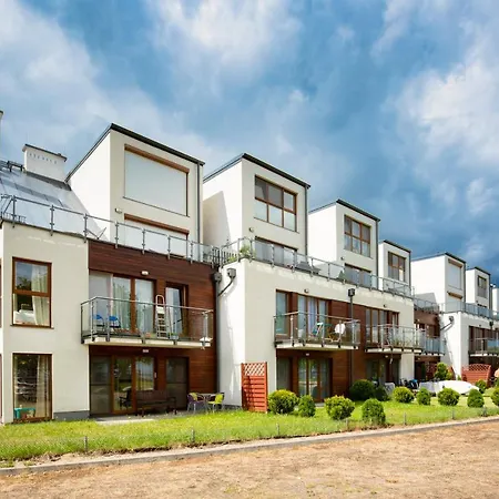 Zatoka Pucka - Wakacyjny Apartament Z Ogrodkiem By Noclegi Renters Exterior foto