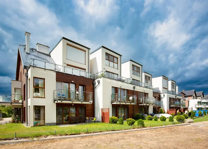 Zatoka Pucka - Wakacyjny Apartament Z Ogrodkiem By Noclegi Renters